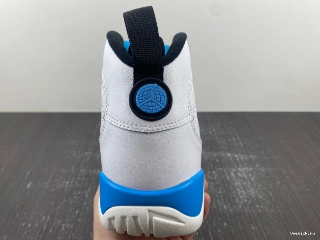 One Kick Air Powder Jordan FQ8992-101 9 Blue 0808